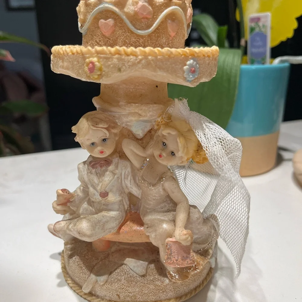 Vintage bride & groom 6” cake topper. Bride has veil & Shimmery dress, groom
